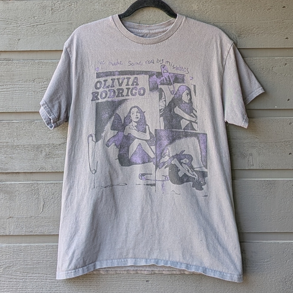 Olivia Rodrigo Vampire I've Made Some Real Big Mistakes Short Sleeve Tee Medium